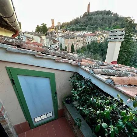 La Mansarda Apartment *